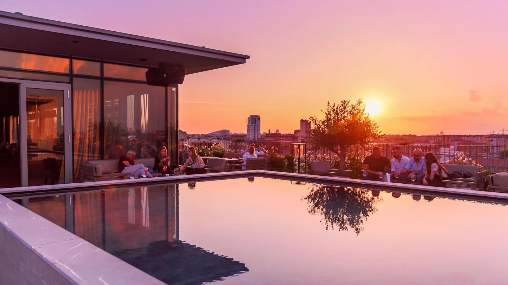 Hotel Viu Milan, A Member Of Design Hotels 5*,